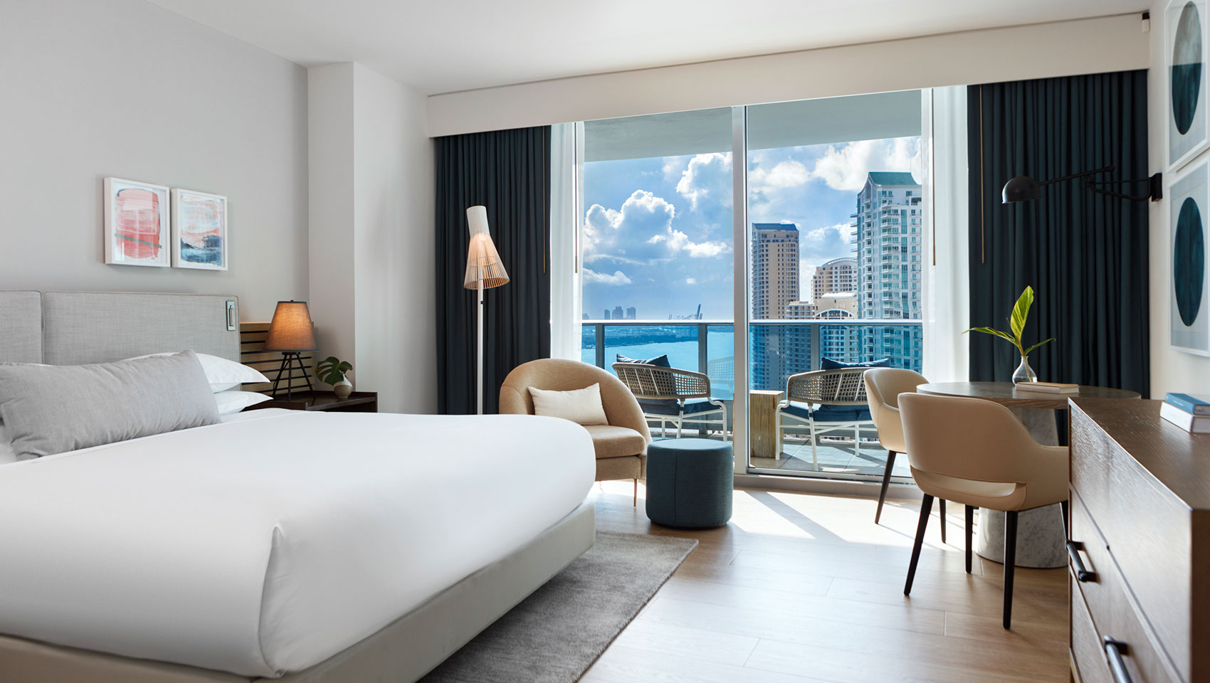 Downtown Miami Hotels Kimpton Epic Hotel